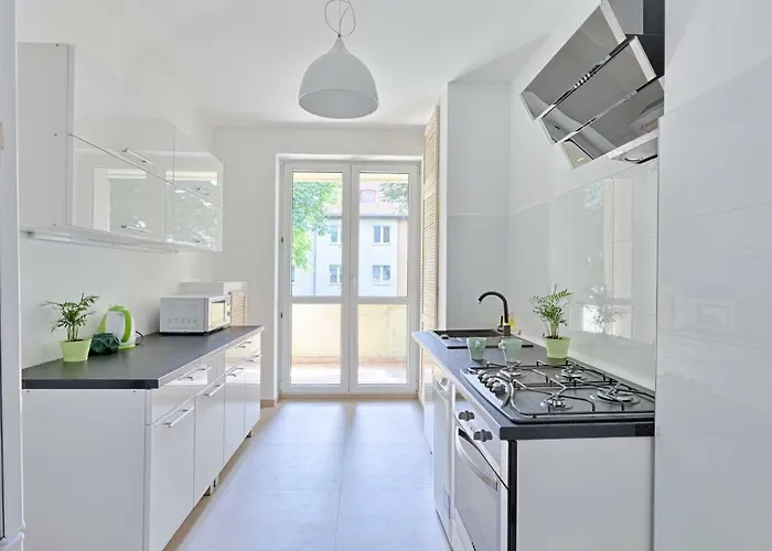 Momi Blonia Herbowa *